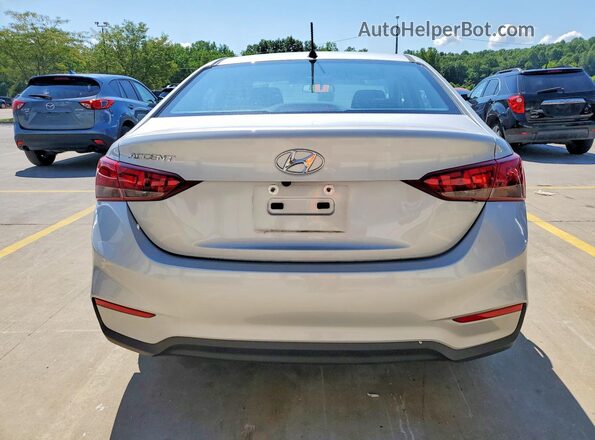 3KPC24A64NE174413 2022 HYUNDAI ACCENT Silver Вид ззаду