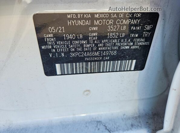 3KPC24A66ME149768 2021 HYUNDAI ACCENT White Vista del compartimento del motor
