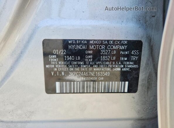 3KPC24A67NE163549 2022 HYUNDAI ACCENT Silver Vista del compartimento del motor