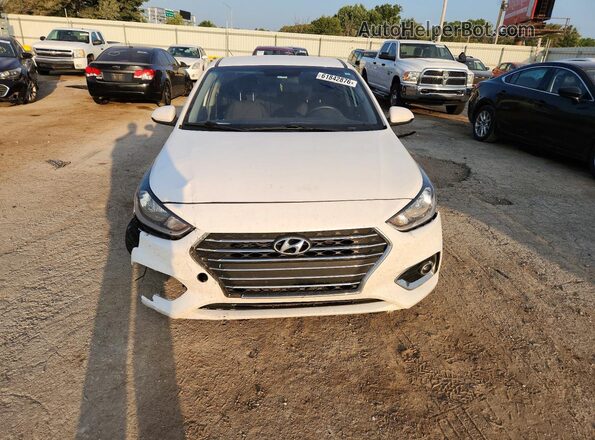 3KPC24A67NE173871 2022 HYUNDAI ACCENT White Widok z przodu