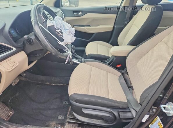 3KPC34A68NE188263 2022 HYUNDAI ACCENT Черный Вид салона спереди