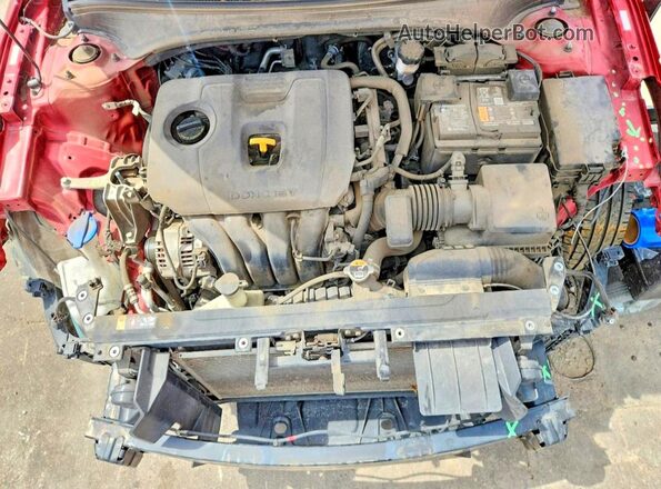 3KPF24AD0NE432700 2022 KIA FORTE Red Widok wnętrza z tyłu