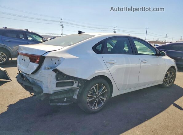 3KPF24AD0RE732307 2024 KIA FORTE White Rear right