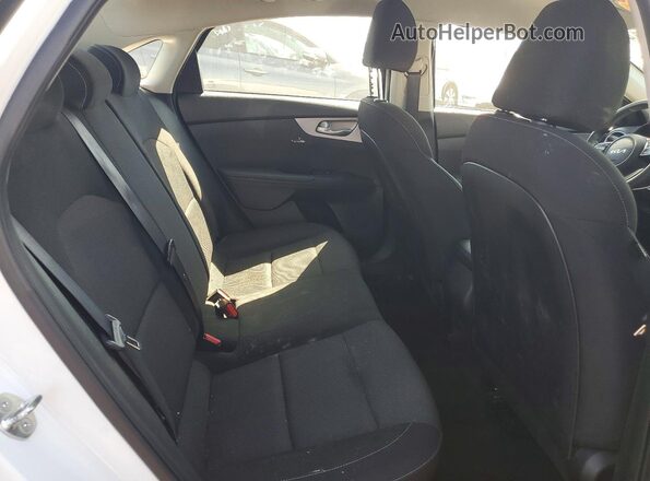 3KPF24AD0RE732307 2024 KIA FORTE White Rear seats view