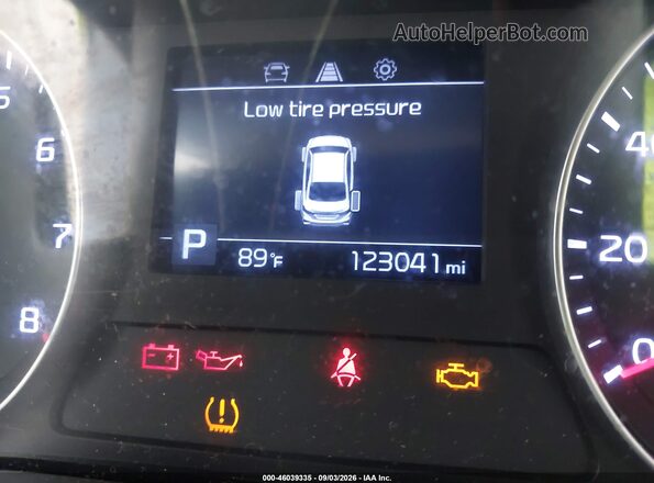 3KPF24AD1LE205979 2020 KIA FORTE White Вид задніх сидінь