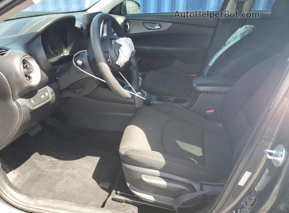 3KPF24AD1ME377835 2021 KIA FORTE Gray 