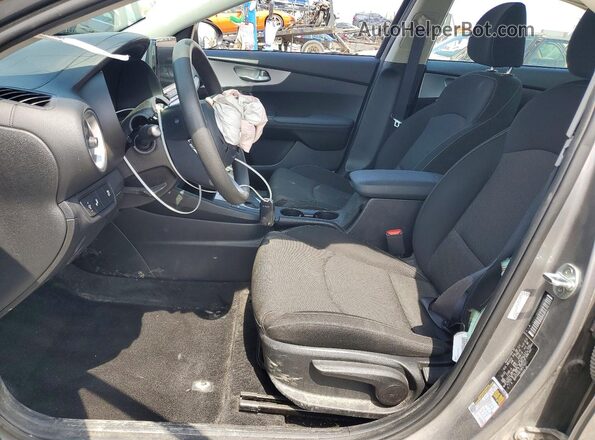 3KPF24AD1NE473031 2022 KIA FORTE Silver Вид салону спереду