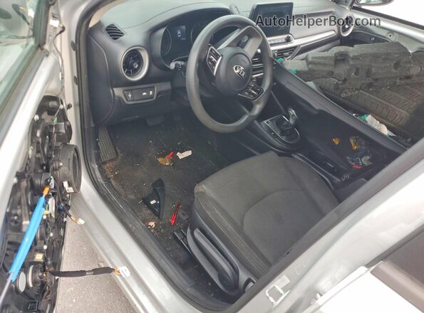 3KPF24AD2KE026770 2019 KIA FORTE Silver Widok deski rozdzielczej