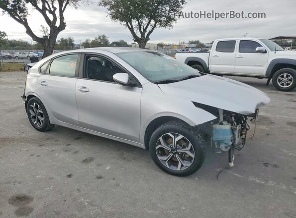 3KPF24AD2KE026770 2019 KIA FORTE Silver Przód prawy