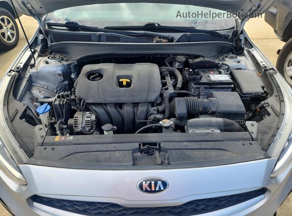 3KPF24AD2KE104951 2019 KIA FORTE Gray უკანა სალონის ხედი