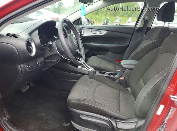 3KPF24AD2RE740229 2024 KIA FORTE Red Widok wnętrza z przodu