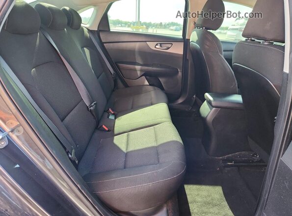 3KPF24AD3ME377254 2021 KIA FORTE Blue უკანა სავარძლების ხედი