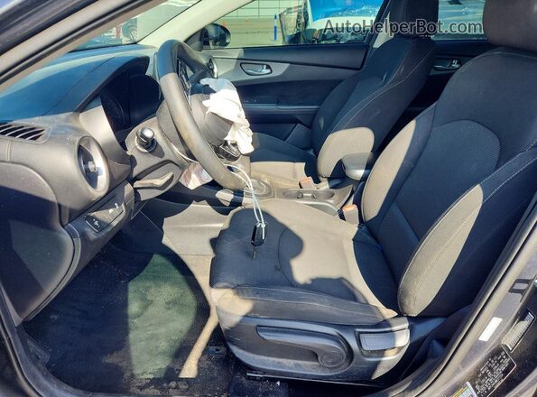 3KPF24AD3ME377254 2021 KIA FORTE Blue წინა სალონის ხედი