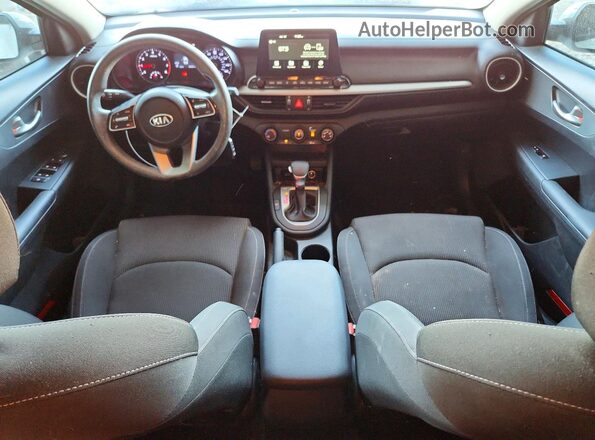 3KPF24AD4ME275798 2021 KIA FORTE White Առջևի վահանակի տեսք