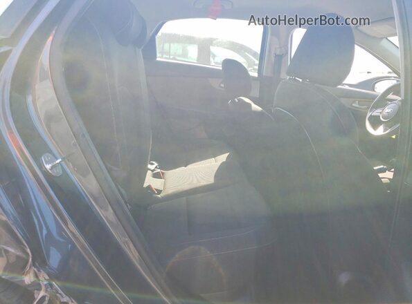 3KPF24AD4ME296747 2021 KIA FORTE Gray Widok tylnych siedzeń
