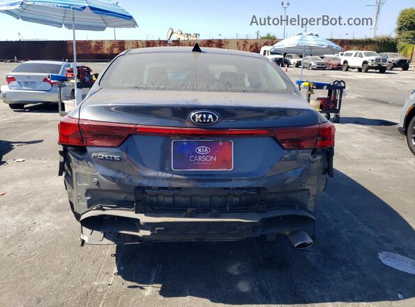3KPF24AD4ME296747 2021 KIA FORTE Gray Widok z tyłu