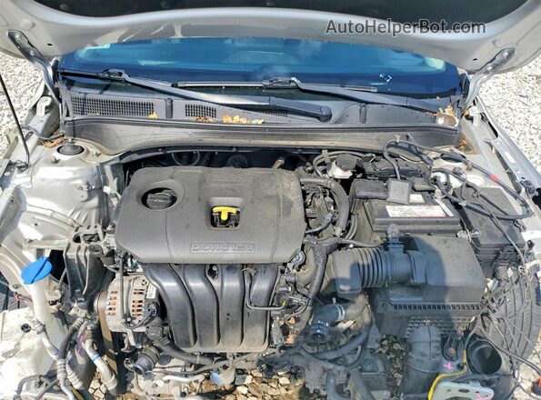 3KPF24AD4ME334266 2021 KIA FORTE Серебряный Вид задней части салона