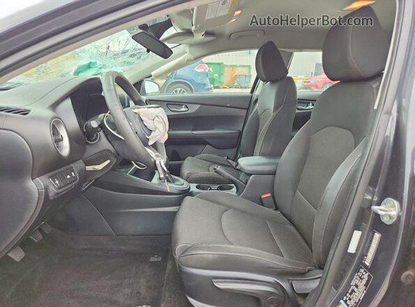 3KPF24AD5LE142725 2020 KIA FORTE Blue Вид салону спереду