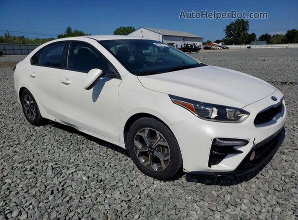 3KPF24AD5ME298605 2021 KIA FORTE White Delantero derecho