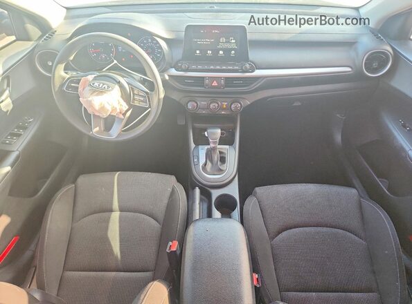 3KPF24AD5ME324393 2021 KIA FORTE Blue Vista del salpicadero