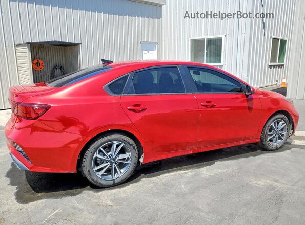 3KPF24AD5PE550129 2023 KIA FORTE Red Задня права чверть