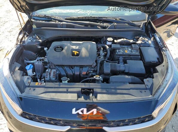 3KPF24AD5PE550325 2023 KIA FORTE Black Вид задньої частини салону
