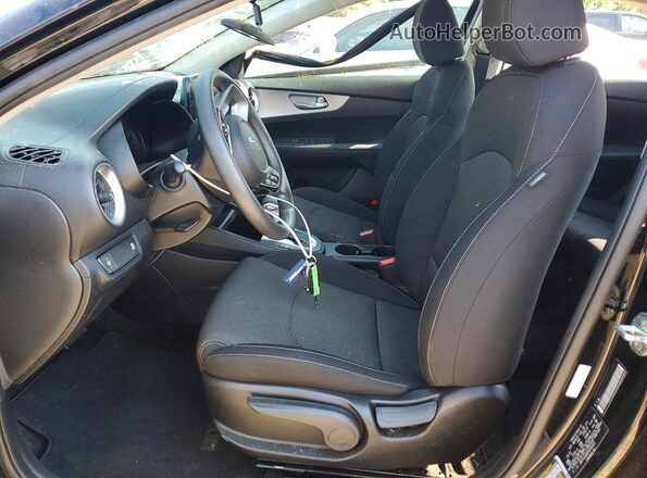 3KPF24AD5PE550325 2023 KIA FORTE Black Вид салону спереду
