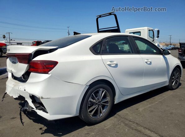 3KPF24AD5PE560725 2023 KIA FORTE White Tył prawy
