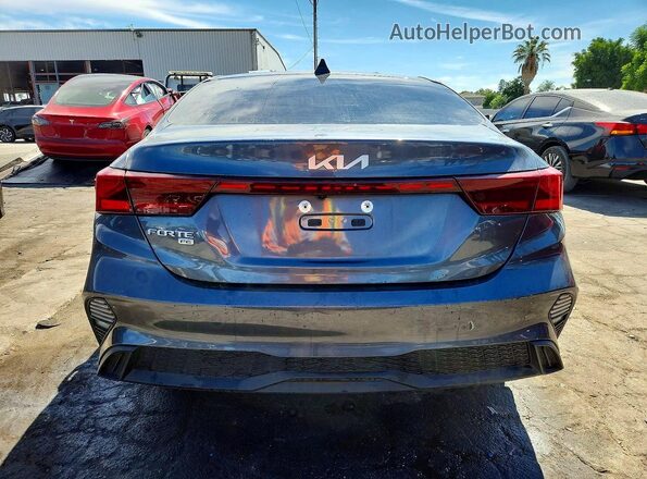 3KPF24AD5PE633494 2023 KIA FORTE Угольный Вид сзади