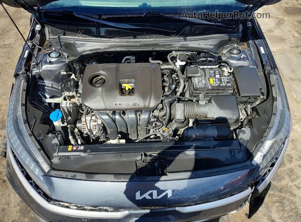 3KPF24AD5PE633494 2023 KIA FORTE Угольный Вид задней части салона