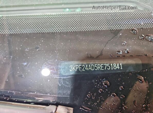 3KPF24AD5RE751841 2024 KIA FORTE Silver Vista del compartimento del motor