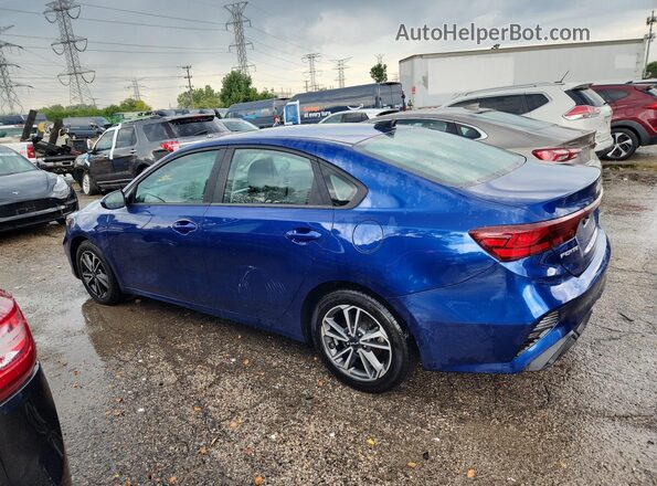 3KPF24AD6PE654032 2023 KIA FORTE Blue Սալոնի 360 աստիճան տեսք