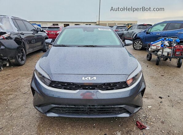 3KPF24AD7PE653858 2023 KIA FORTE Черный Вид спереди