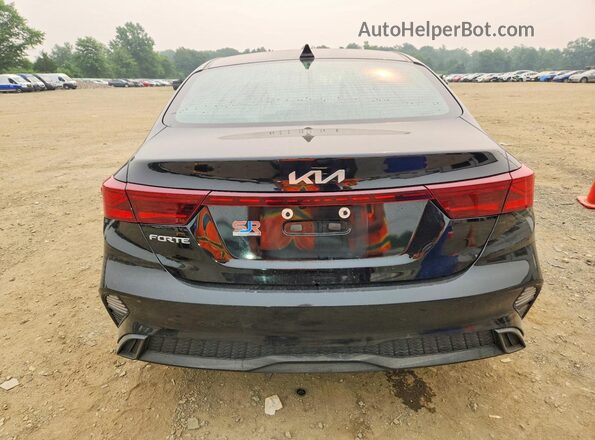 3KPF24AD7RE804930 2024 KIA FORTE Black უკანა ხედი