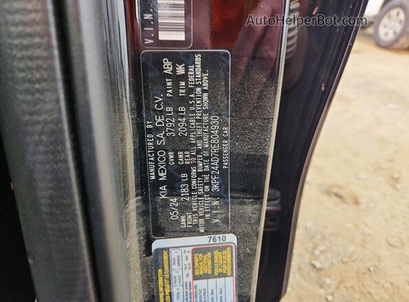 3KPF24AD7RE804930 2024 KIA FORTE Black ძრავის განყოფილების ხედი