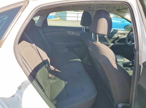 3KPF24AD8LE142041 2020 KIA FORTE White უკანა სავარძლების ხედი