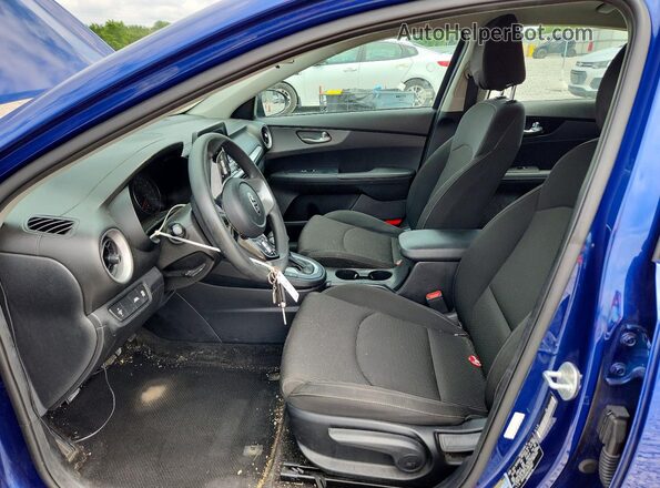 3KPF24AD8LE259487 2020 KIA FORTE Синий Вид салона спереди