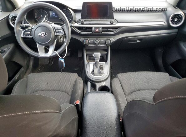 3KPF24AD8ME287808 2021 KIA FORTE Silver Widok deski rozdzielczej
