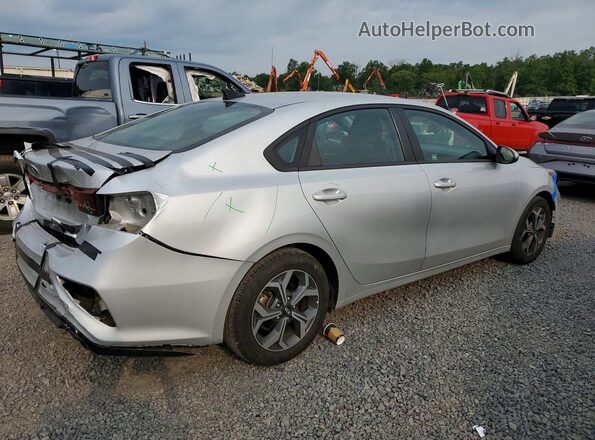 3KPF24AD8ME287808 2021 KIA FORTE Silver Tył prawy