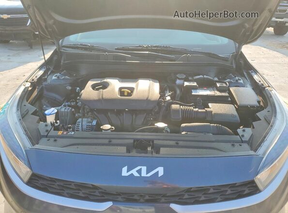 3KPF24AD8NE434288 2022 KIA FORTE Gray Vista interior trasera
