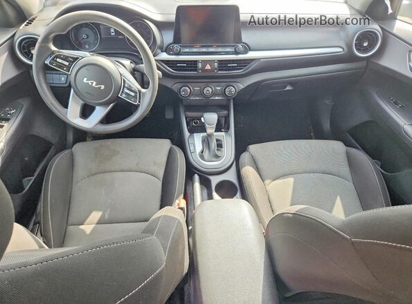 3KPF24AD8PE647003 2023 KIA FORTE White Вид панелі приладів