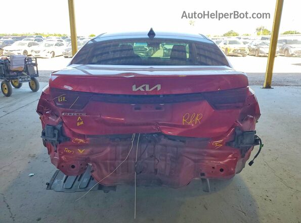 3KPF24AD9PE635250 2023 KIA FORTE Red Vista trasera