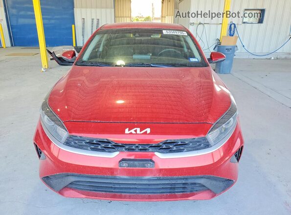 3KPF24AD9PE635250 2023 KIA FORTE Red Vista frontal