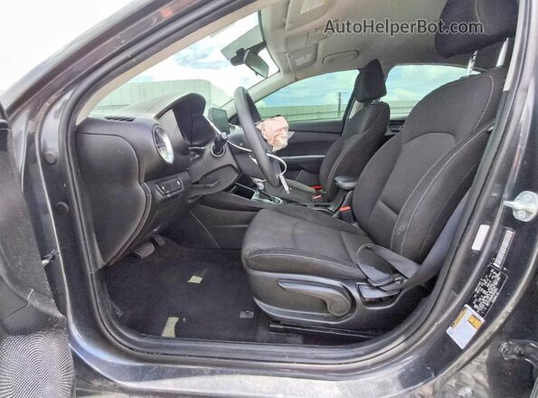 3KPF24AD9PE642859 2023 KIA FORTE Gray Widok wnętrza z przodu