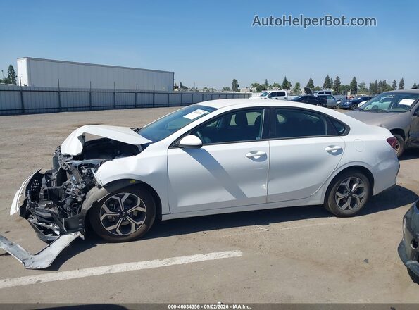 3KPF24ADXME296171 2021 KIA FORTE White 