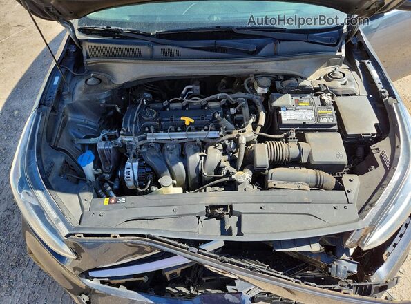 3KPF24ADXME377963 2021 KIA FORTE Gray Widok wnętrza z tyłu