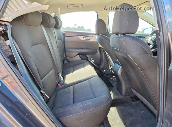 3KPF24ADXME377963 2021 KIA FORTE Gray Widok tylnych siedzeń