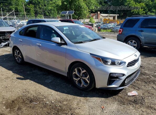 3KPF24ADXME386646 2021 KIA FORTE Silver Delantero derecho