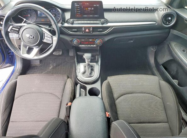 3KPF34AD3KE015306 2019 KIA FORTE Синий Вид панели приборов