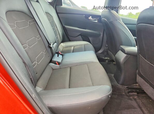 3KPF34AD4ME338864 2021 KIA FORTE Orange უკანა სავარძლების ხედი